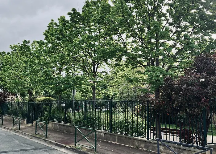 Lumiere Parisienne Appart Moderne Lumineux Et Spacieux De 66M2 Metro L13 Parking Terrasse Et Ascenseur